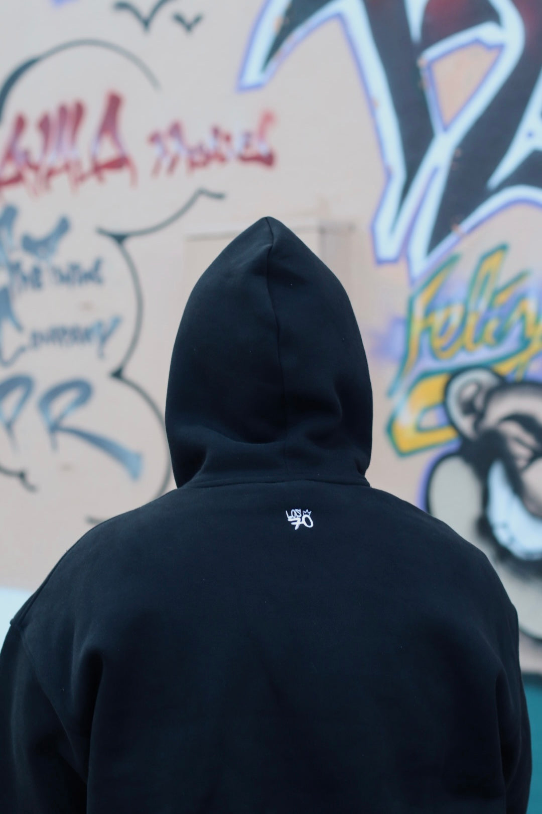 basic black sweatshirt Los7ONG